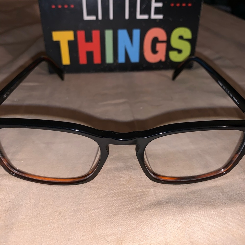 Eye glasses